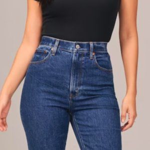 Abercrombie and Fitch The 90's Slim Straight Ultra High Rise Jeans 27/4XL